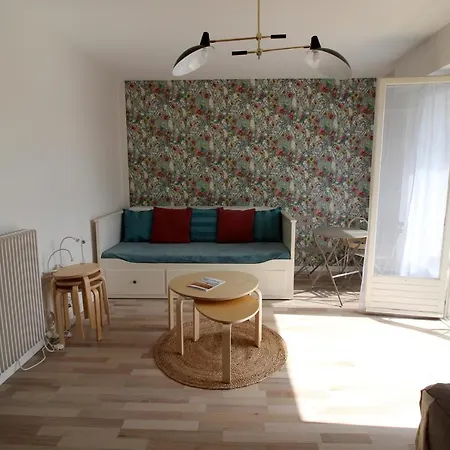 Studio Waikiki 3 Etoiles A 2 Pas De La Cote Des Basques & Des Halles *
